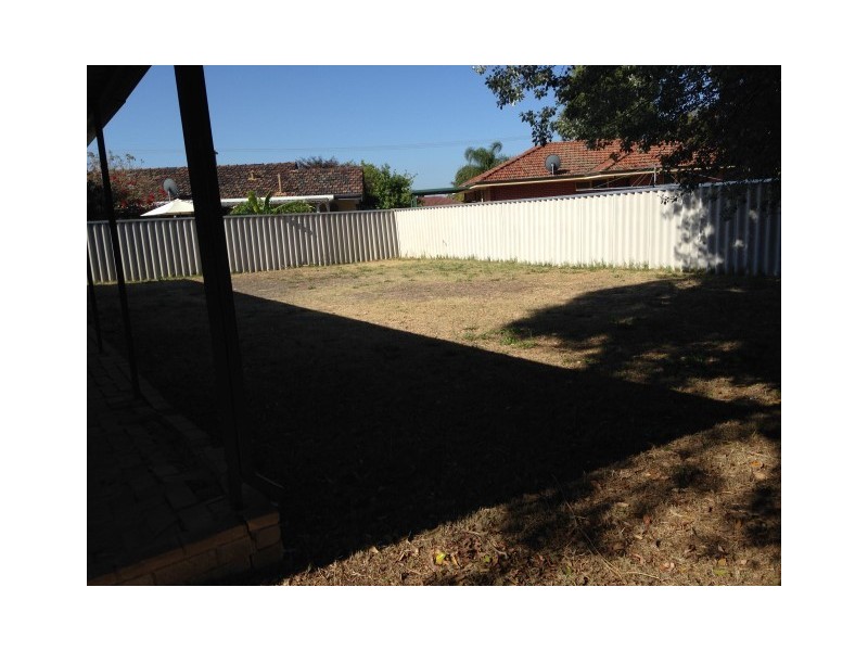 4 Letsom Way, Langford WA 6147
