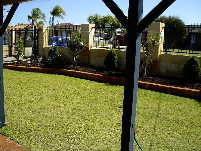 25 Rhine Crescent, Beechboro WA 6063