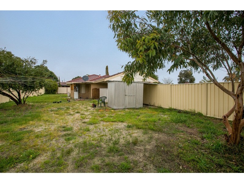 2 Jewel Court, Langford WA 6147