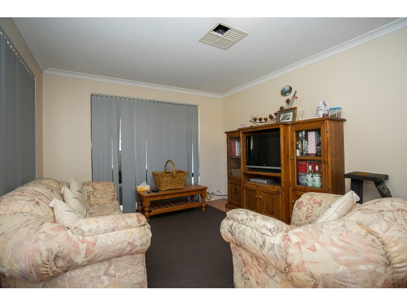 56 Nottingham Gardens, Ballajura WA 6066