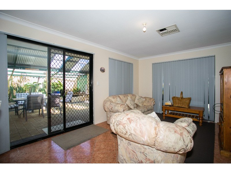 56 Nottingham Gardens, Ballajura WA 6066