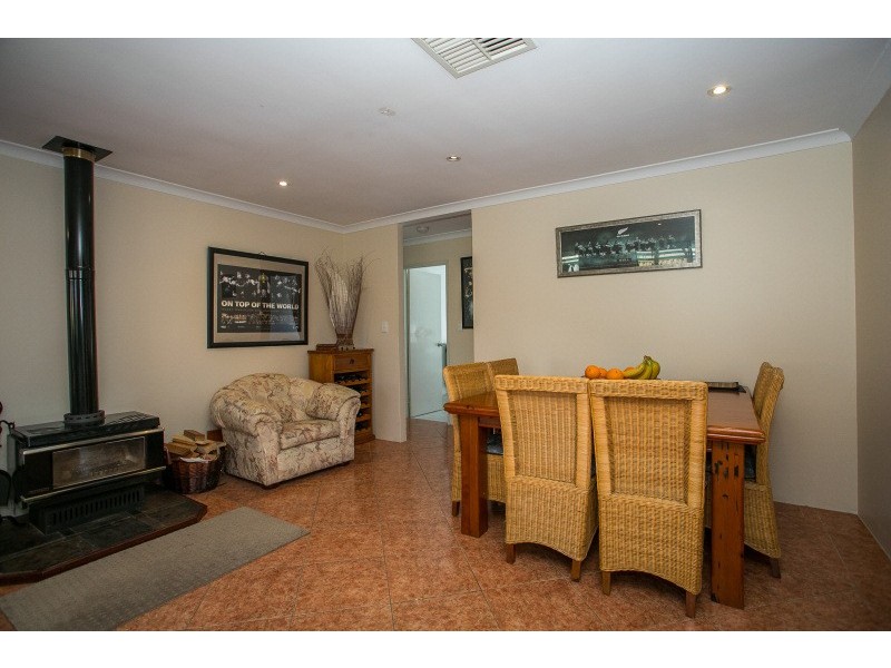 56 Nottingham Gardens, Ballajura WA 6066