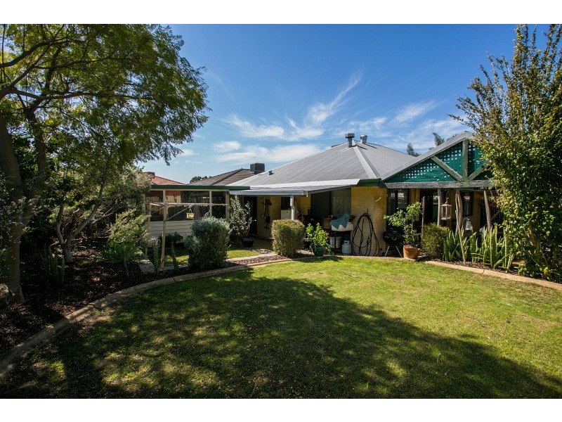 56 Nottingham Gardens, Ballajura WA 6066