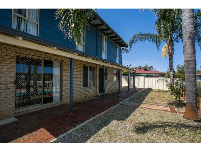 25 Rhine Crescent, Beechboro WA 6063