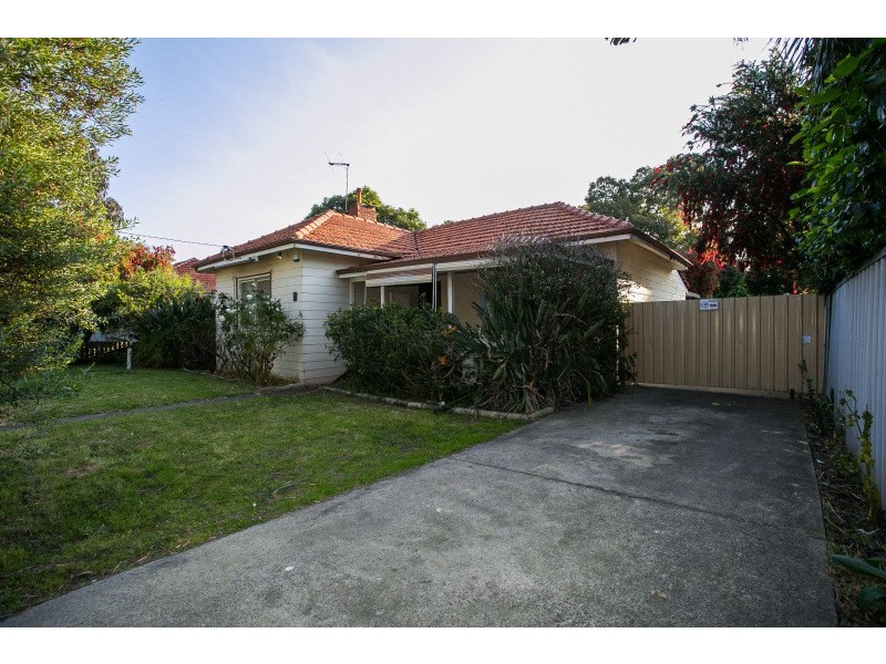7 Ewart Street, Midvale WA 6056