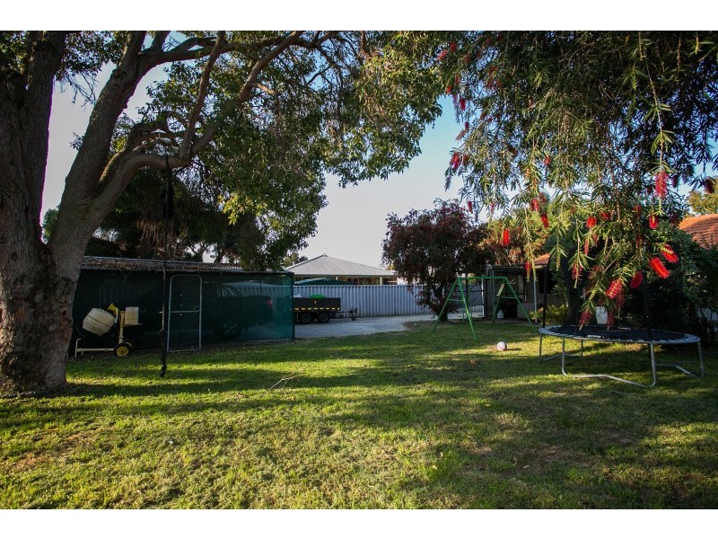 7 Ewart Street, Midvale WA 6056