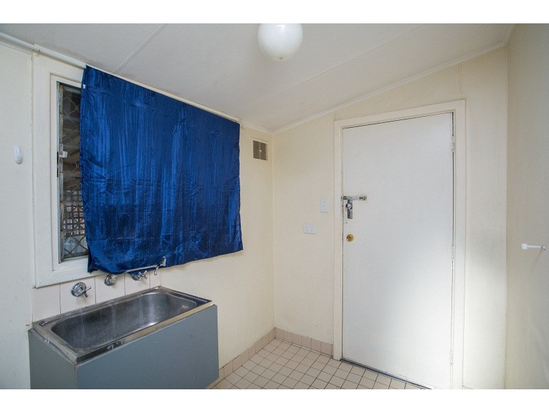 22 Diana Crescent, Lockridge WA 6054