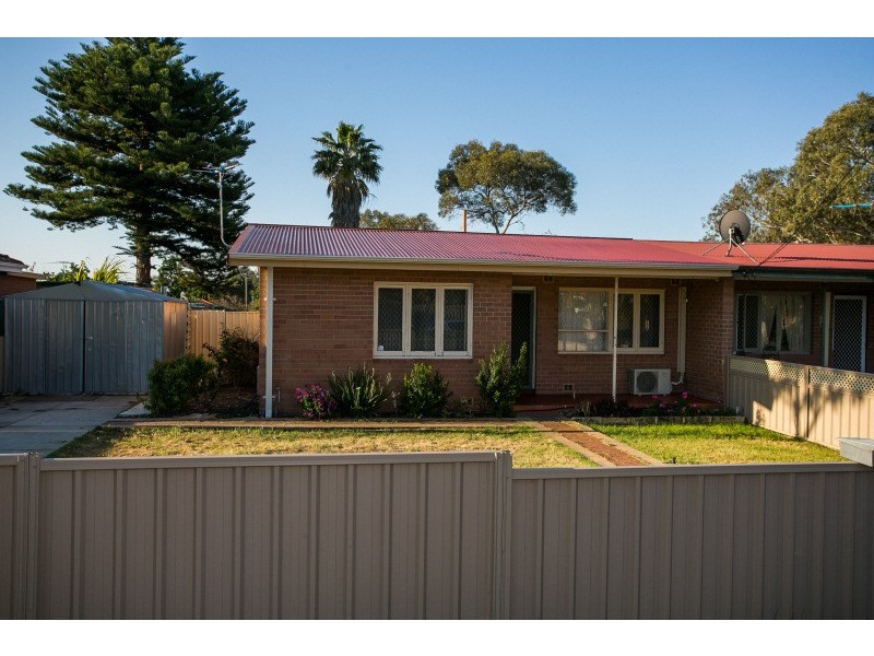 22 Diana Crescent, Lockridge WA 6054