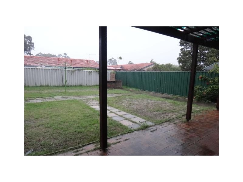 7 Powis Court, Langford WA 6147