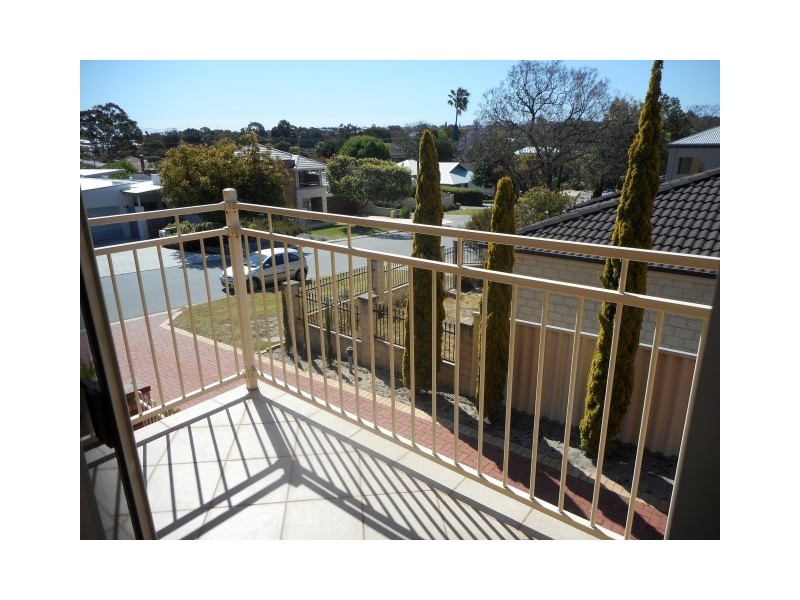 32A Collins Street, Yokine WA 6060