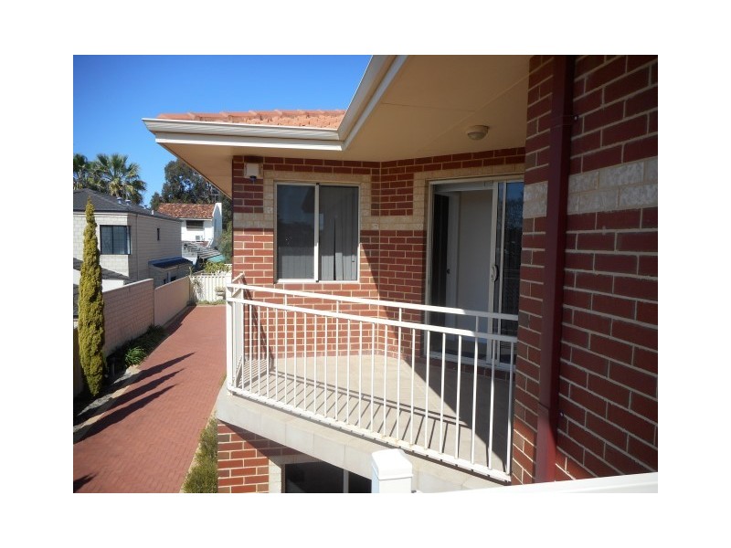 32A Collins Street, Yokine WA 6060