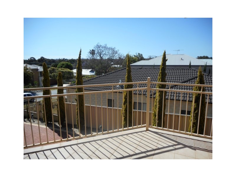 32A Collins Street, Yokine WA 6060