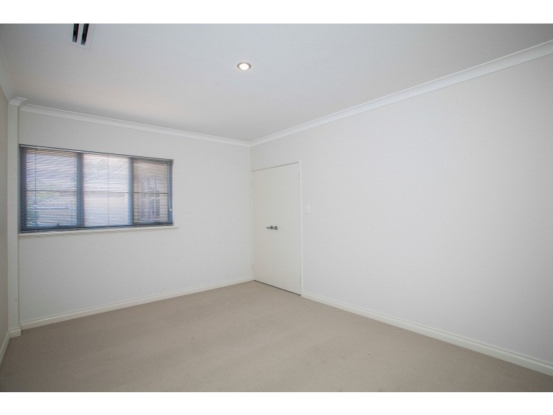 13/C Dodds Place, Innaloo WA 6018