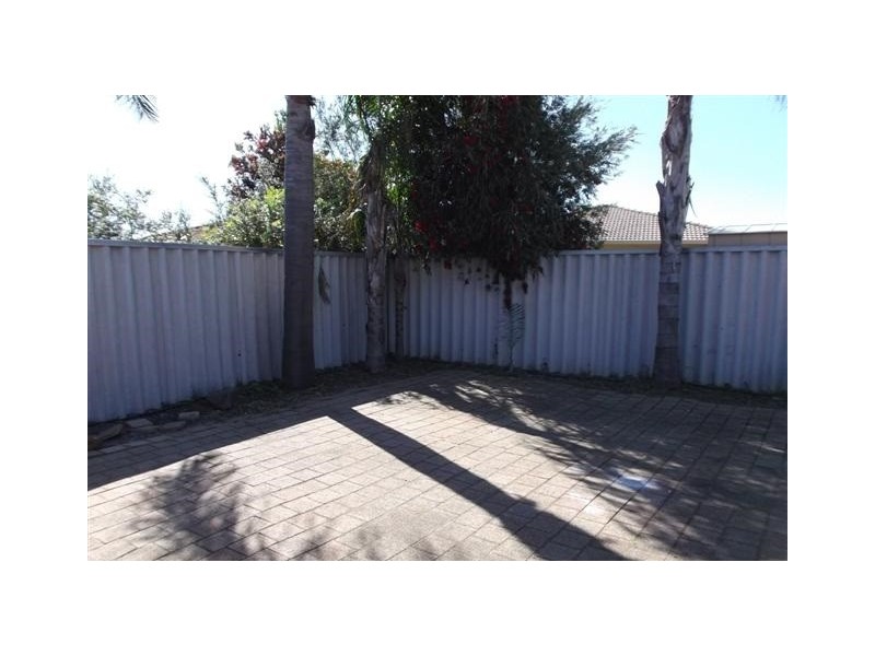 21 Wenstead Place, Stratton WA 6056