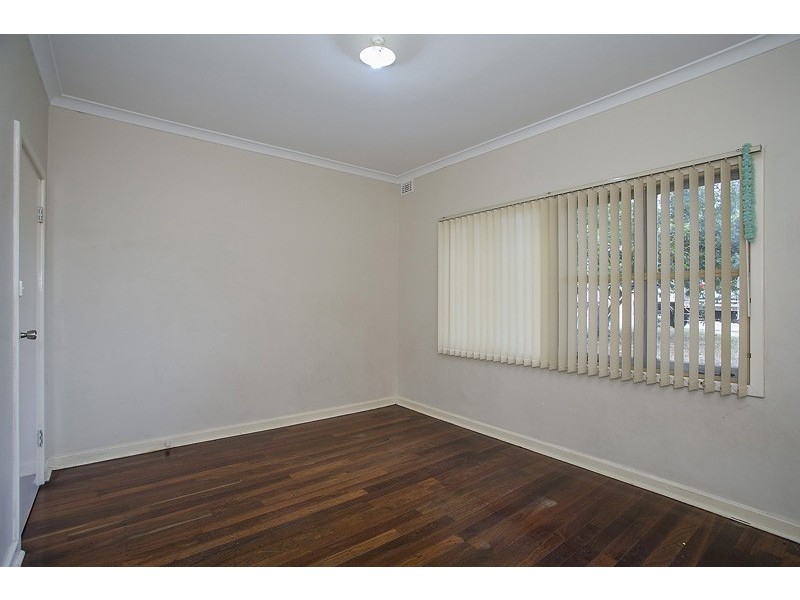 21 Meyrick Way, Langford WA 6147