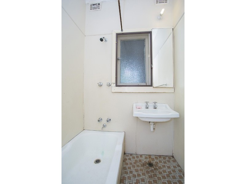 21 Meyrick Way, Langford WA 6147