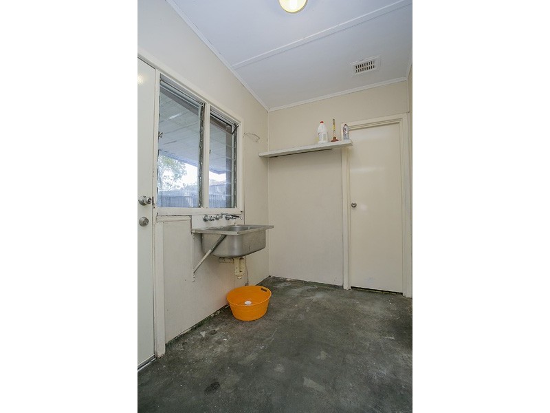 21 Meyrick Way, Langford WA 6147