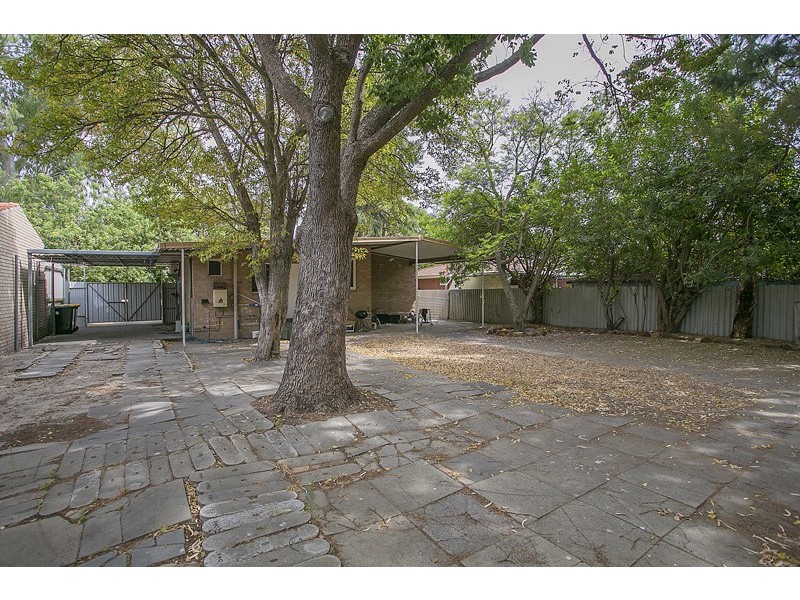 21 Meyrick Way, Langford WA 6147