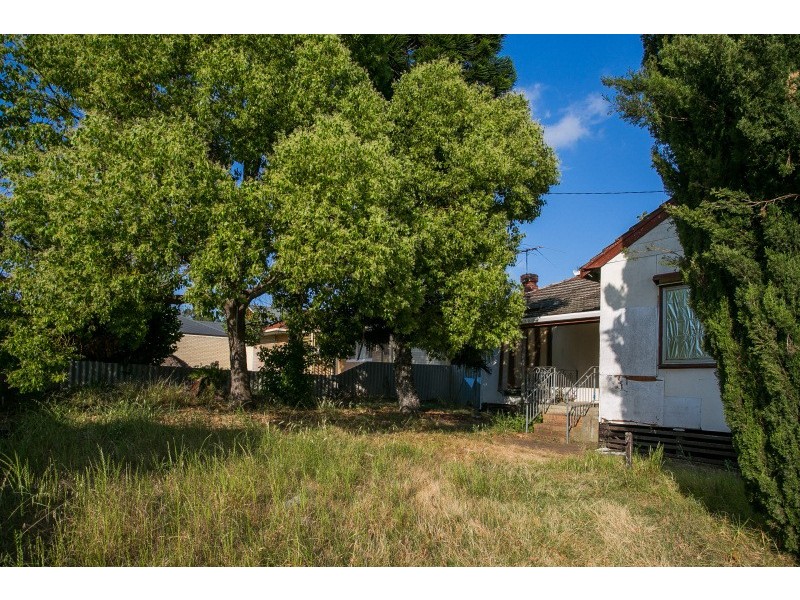 8 Bingfield Road W, Medina WA 6167