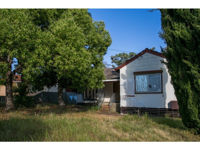 8 Bingfield Road W, Medina WA 6167