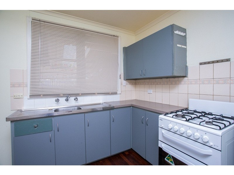 22 Diana Crescent, Lockridge WA 6054