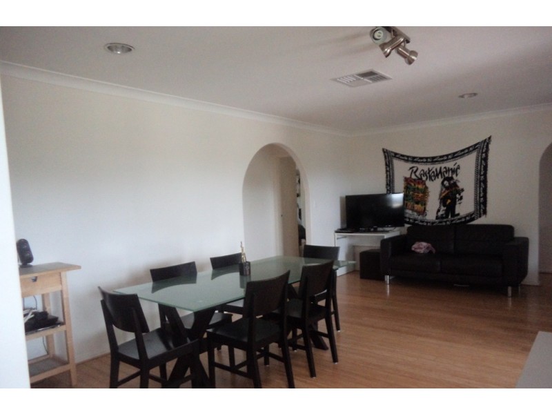 95 Hamilton Street, Cannington WA 6107