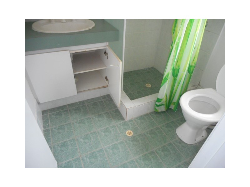 52A Woodmore Road, Langford WA 6147