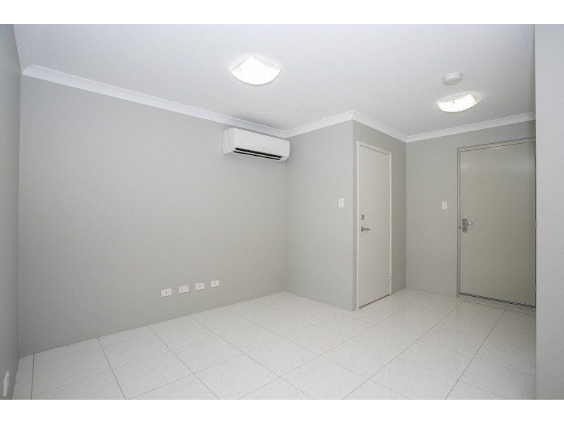 1/217 Patricia Street, Caversham WA 6055