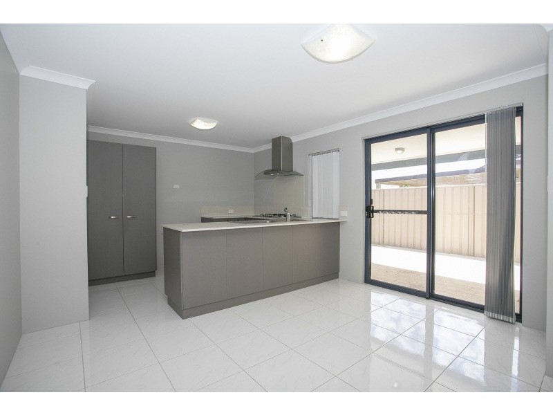 1/217 Patricia Street, Caversham WA 6055