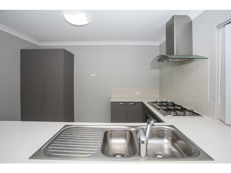 1/217 Patricia Street, Caversham WA 6055