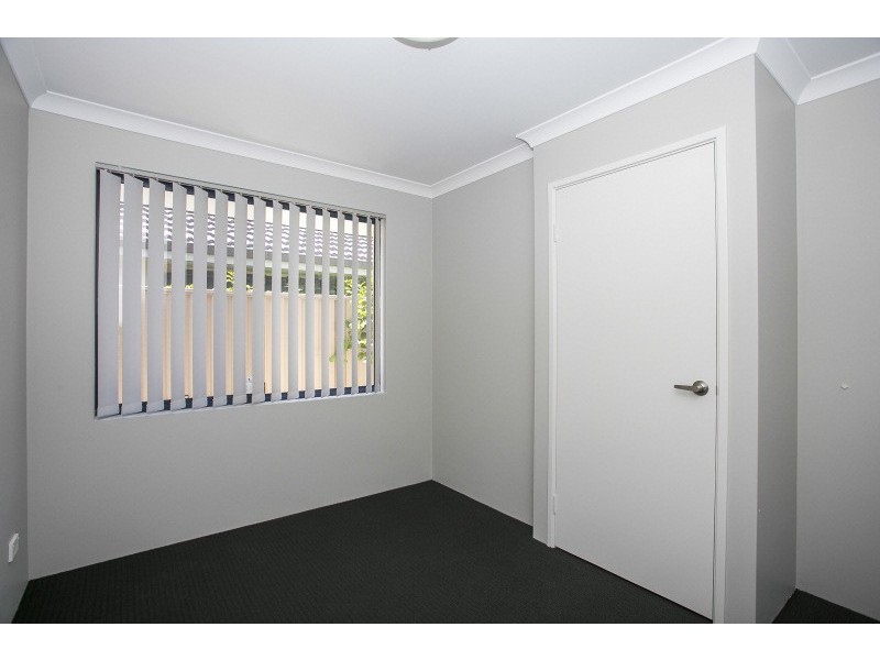 1/217 Patricia Street, Caversham WA 6055