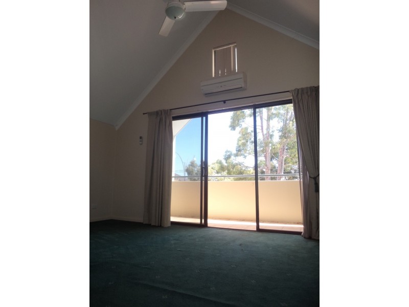 8/1 Plaistow Street, Joondalup WA 6027