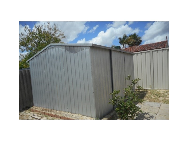 8 Woolgar Way, Lockridge WA 6054