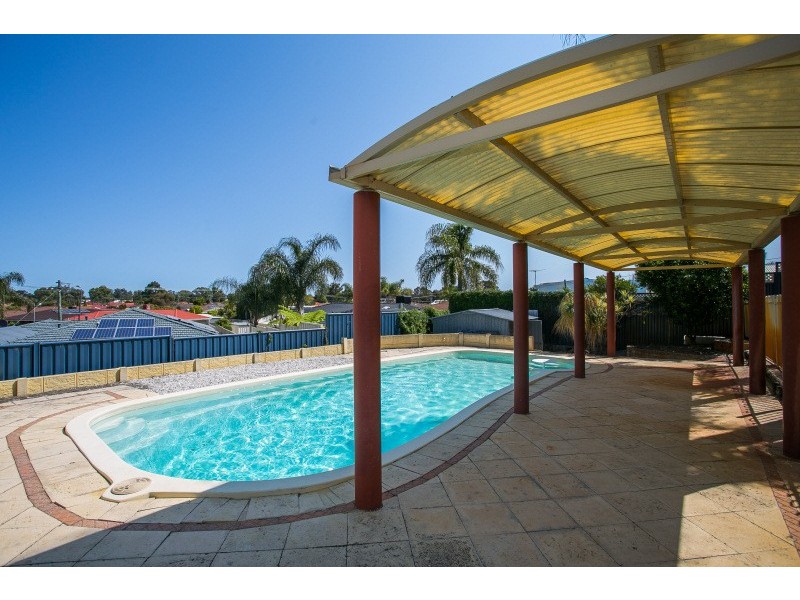 25 Rhine Crescent, Beechboro WA 6063