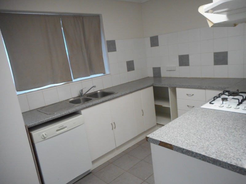 6 Bramling Street, Maddington WA 6109