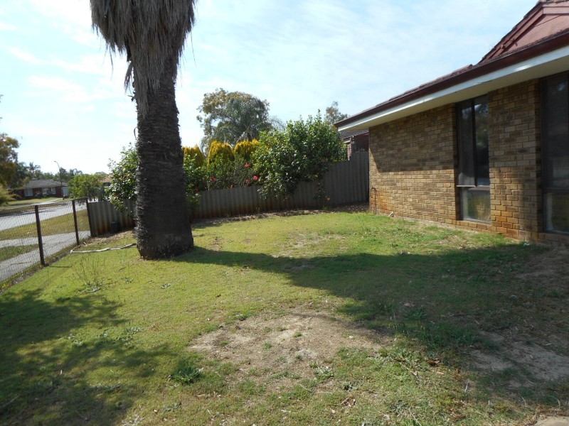 6 Bramling Street, Maddington WA 6109