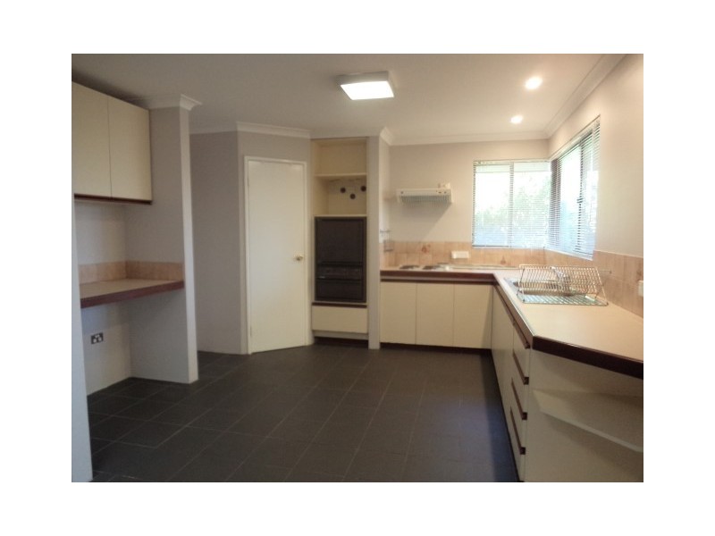 21 Rosmead Avenue, Beechboro WA 6063