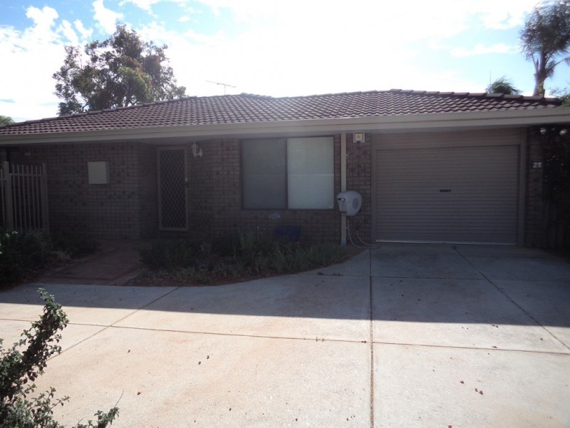 21 Rosmead Avenue, Beechboro WA 6063