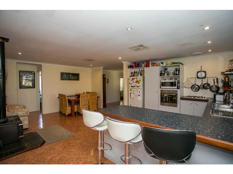 56 Nottingham Gardens, Ballajura WA 6066