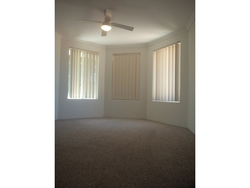 33A Rosmead Avenue, Beechboro WA 6063