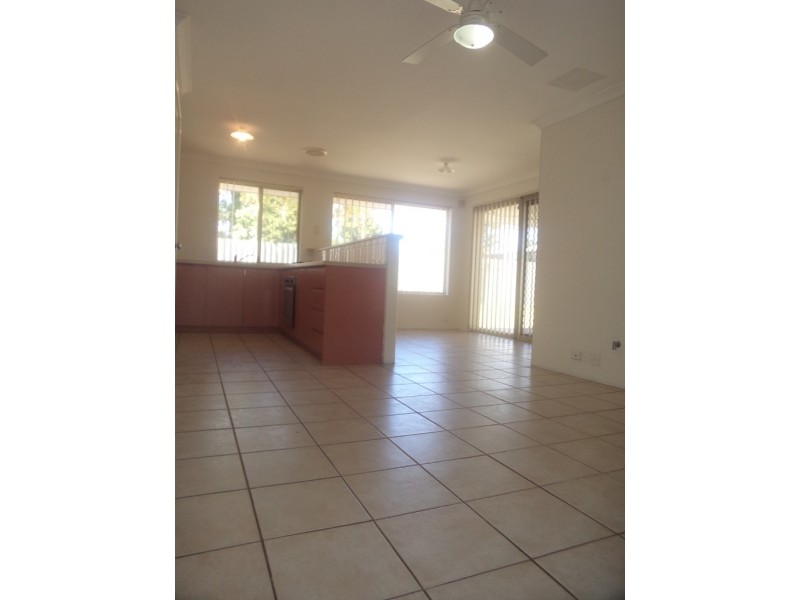 33A Rosmead Avenue, Beechboro WA 6063