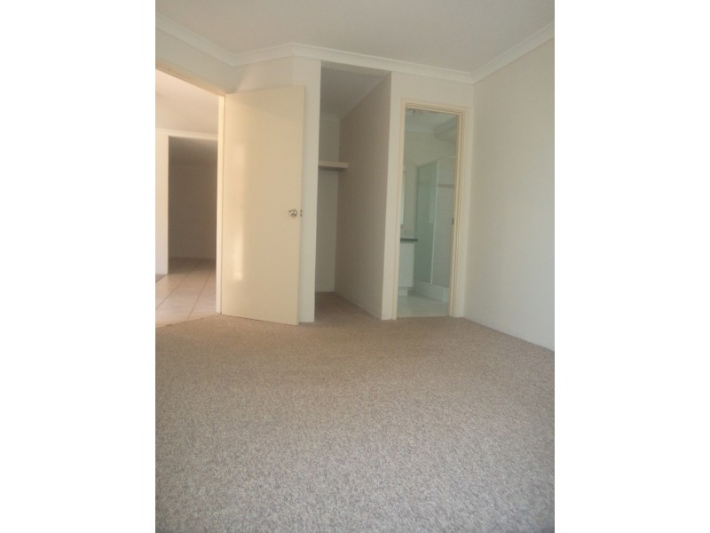 33A Rosmead Avenue, Beechboro WA 6063