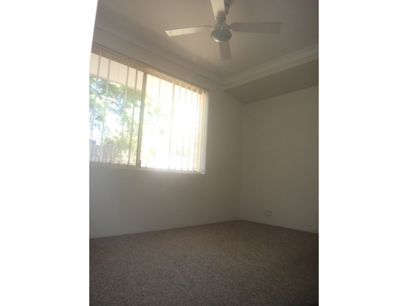 33A Rosmead Avenue, Beechboro WA 6063