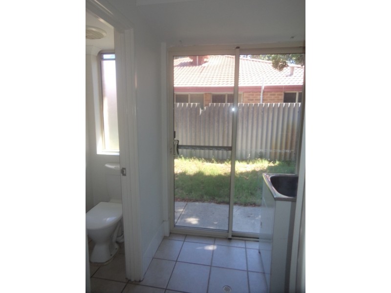 33A Rosmead Avenue, Beechboro WA 6063