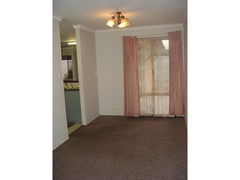 42 Darwin Crescent, Beechboro WA 6063