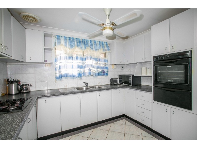 5 Staunton Grove, Mirrabooka WA 6061