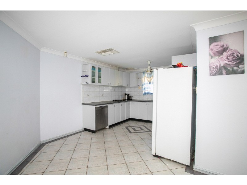 5 Staunton Grove, Mirrabooka WA 6061