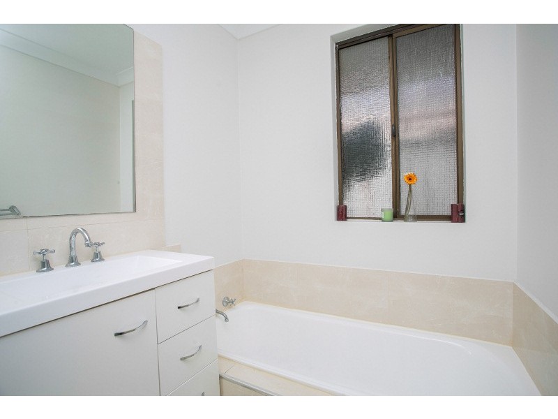 5 Staunton Grove, Mirrabooka WA 6061