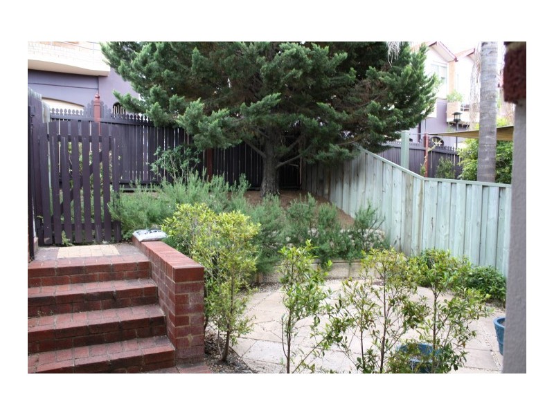 12/3 Conroy Street, Maylands WA 6051