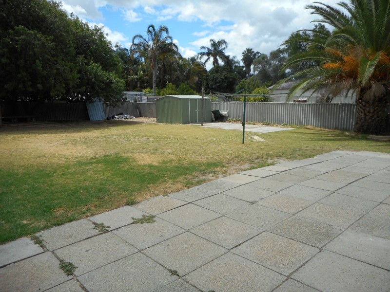 20 Adisham Road, Maddington WA 6109